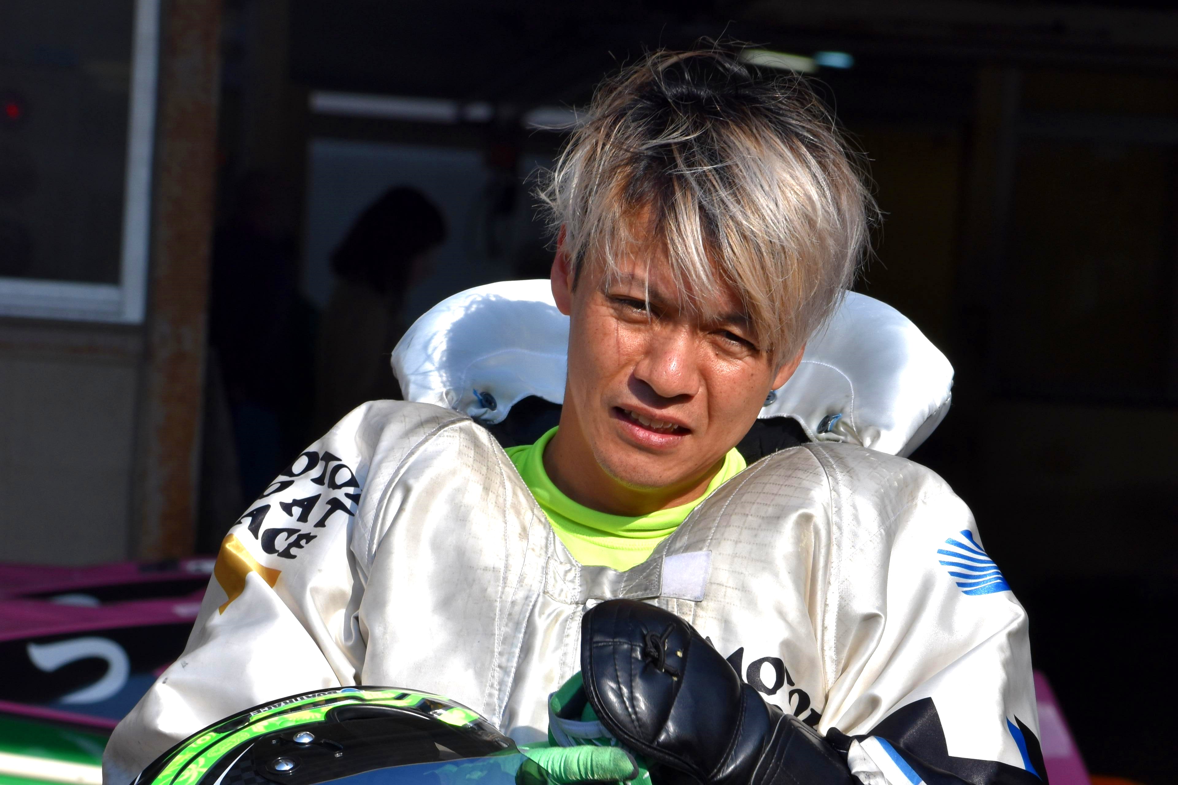 抽プレ！！ボートレース蒲郡 日高逸子②選手 直筆サイントート